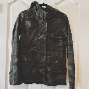 American Eagle Camouflage Jacket Embroidered Love Type AE-177 Size Small